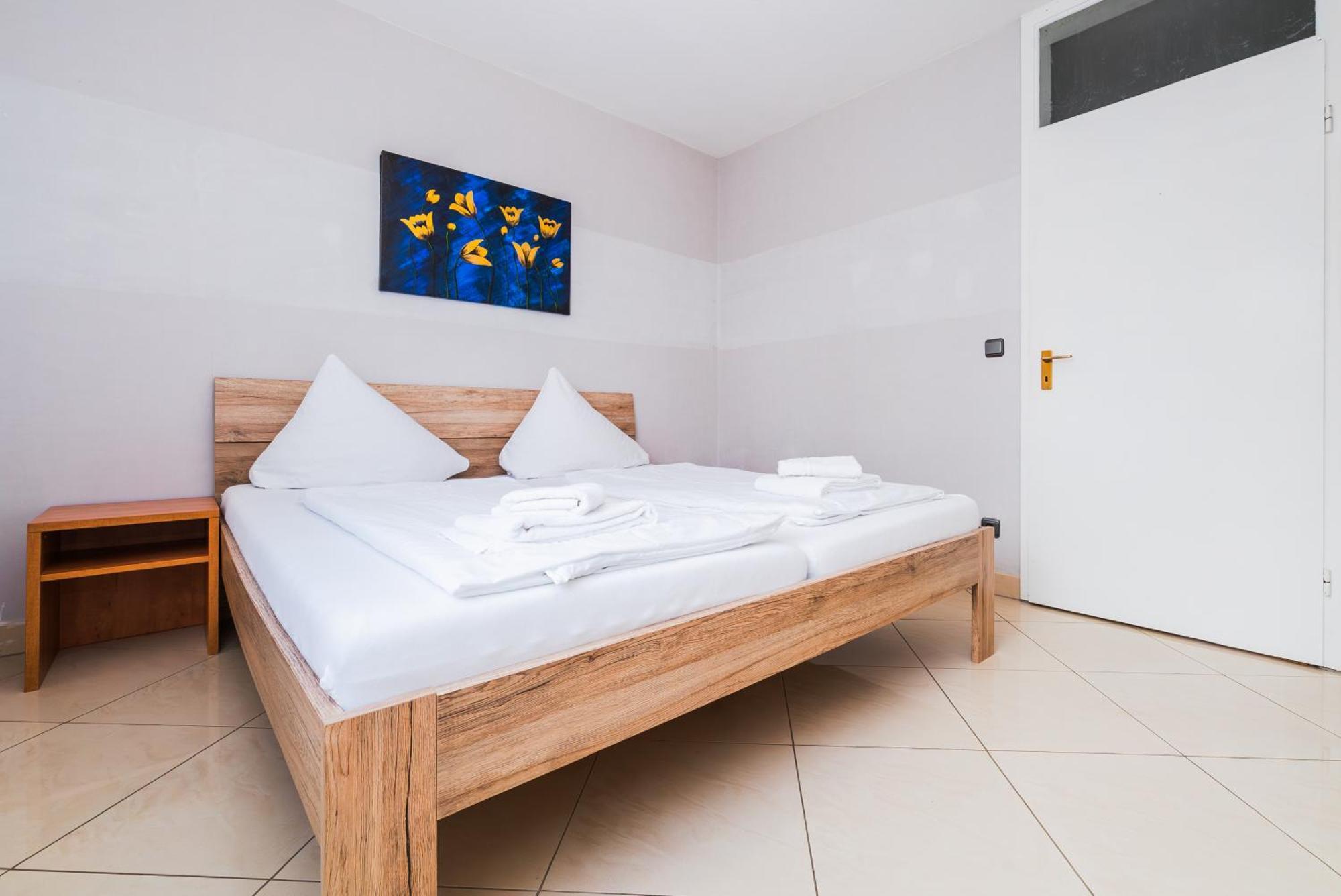G & L Hotel Дортмунд Экстерьер фото