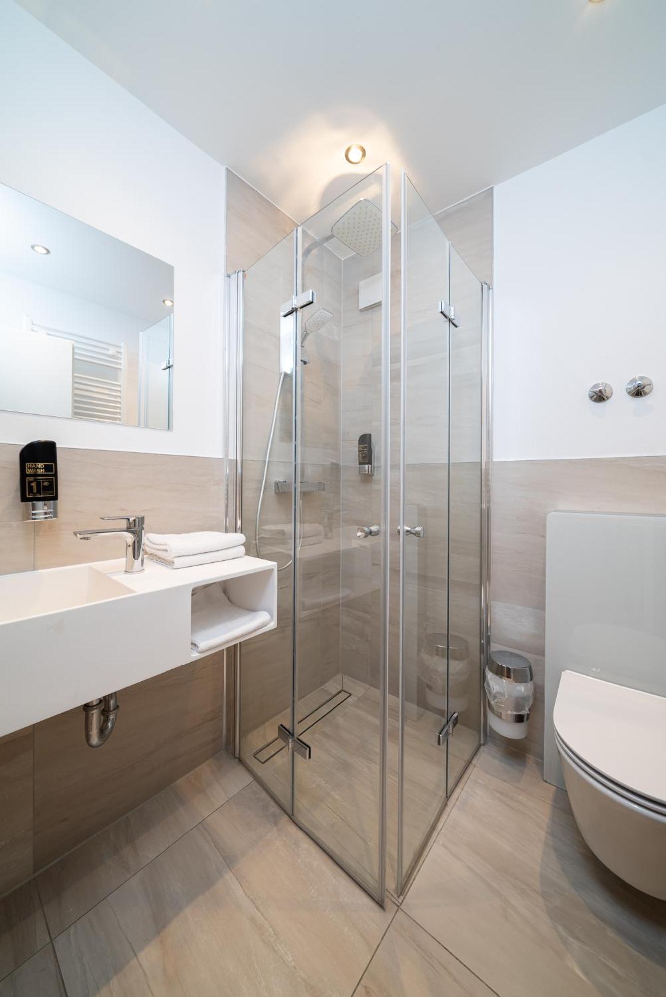 G & L Hotel Дортмунд Экстерьер фото