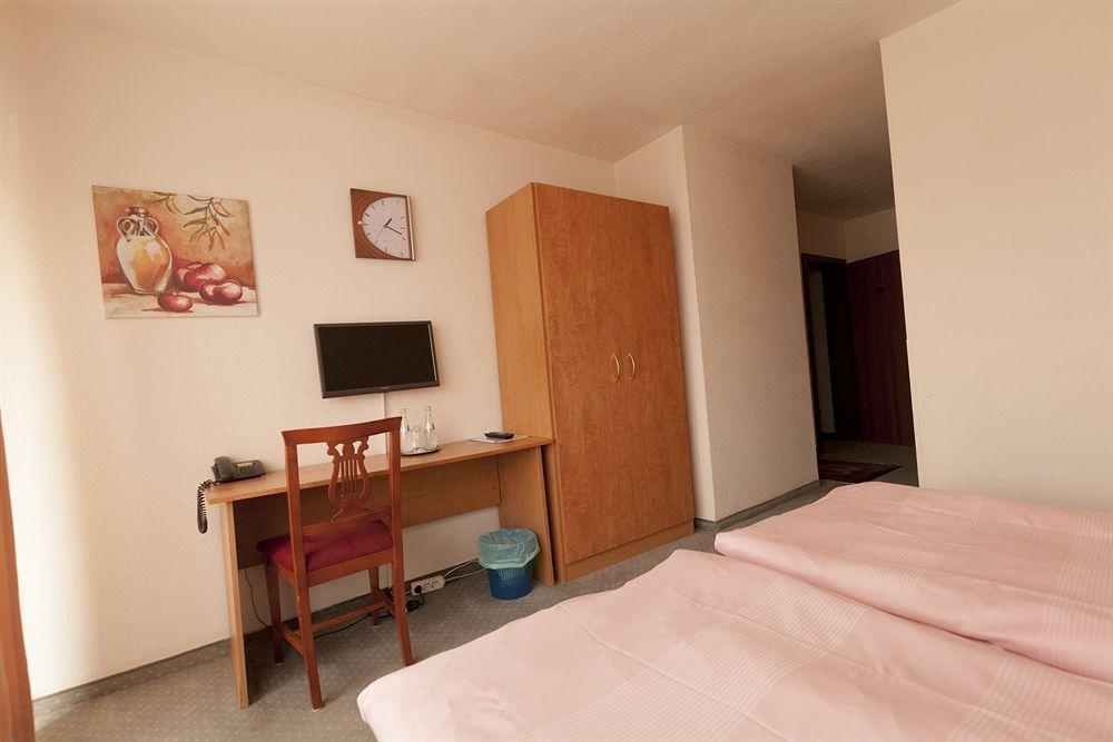 G & L Hotel Дортмунд Экстерьер фото